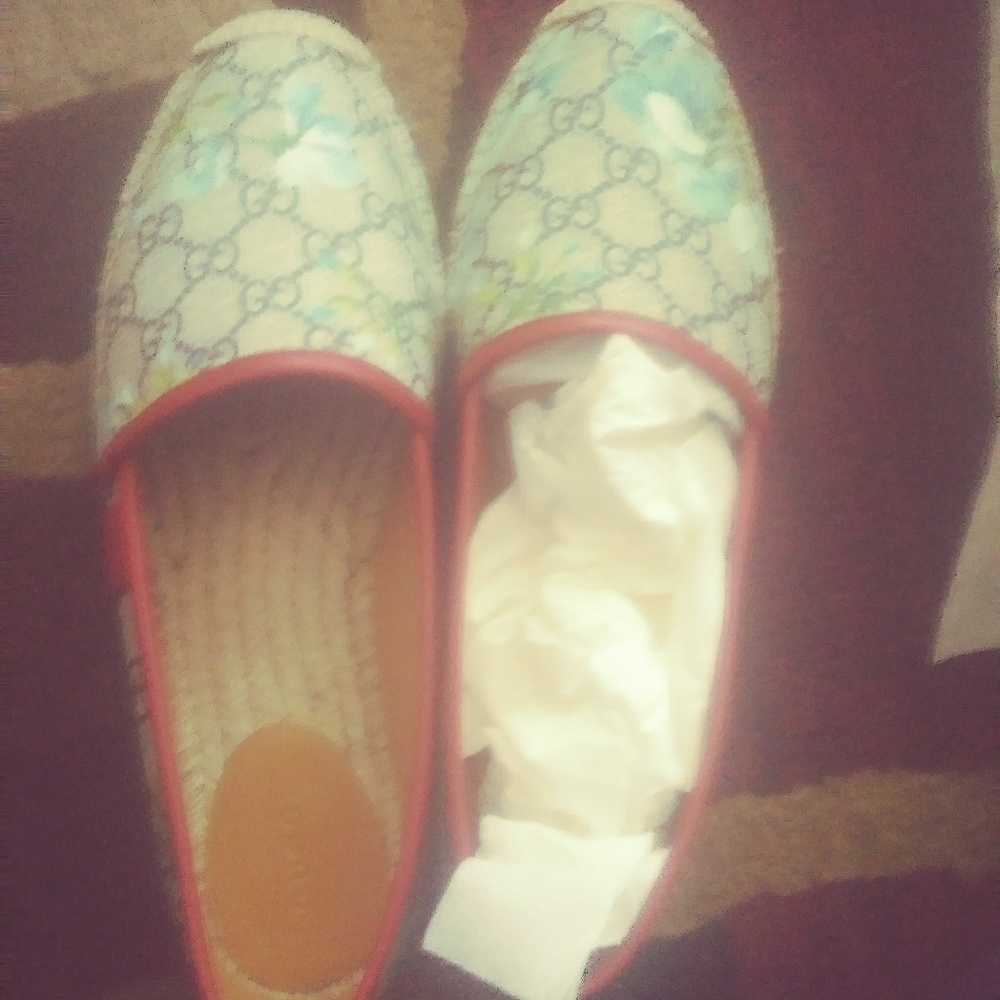 Shoes - Picture 3 of 3